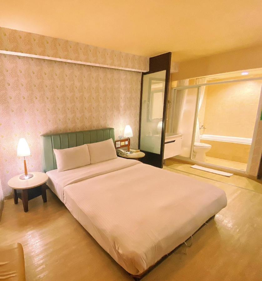 Hotel 種子商旅 à Kaohsiung Extérieur photo